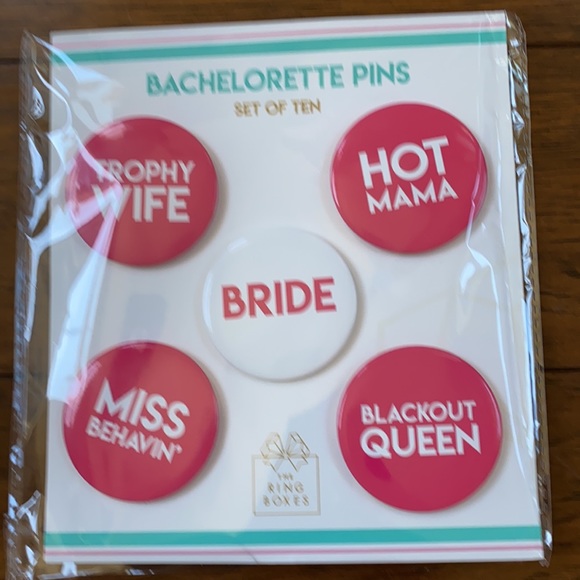 Bachelorette party essentials - Picture 6 of 7
